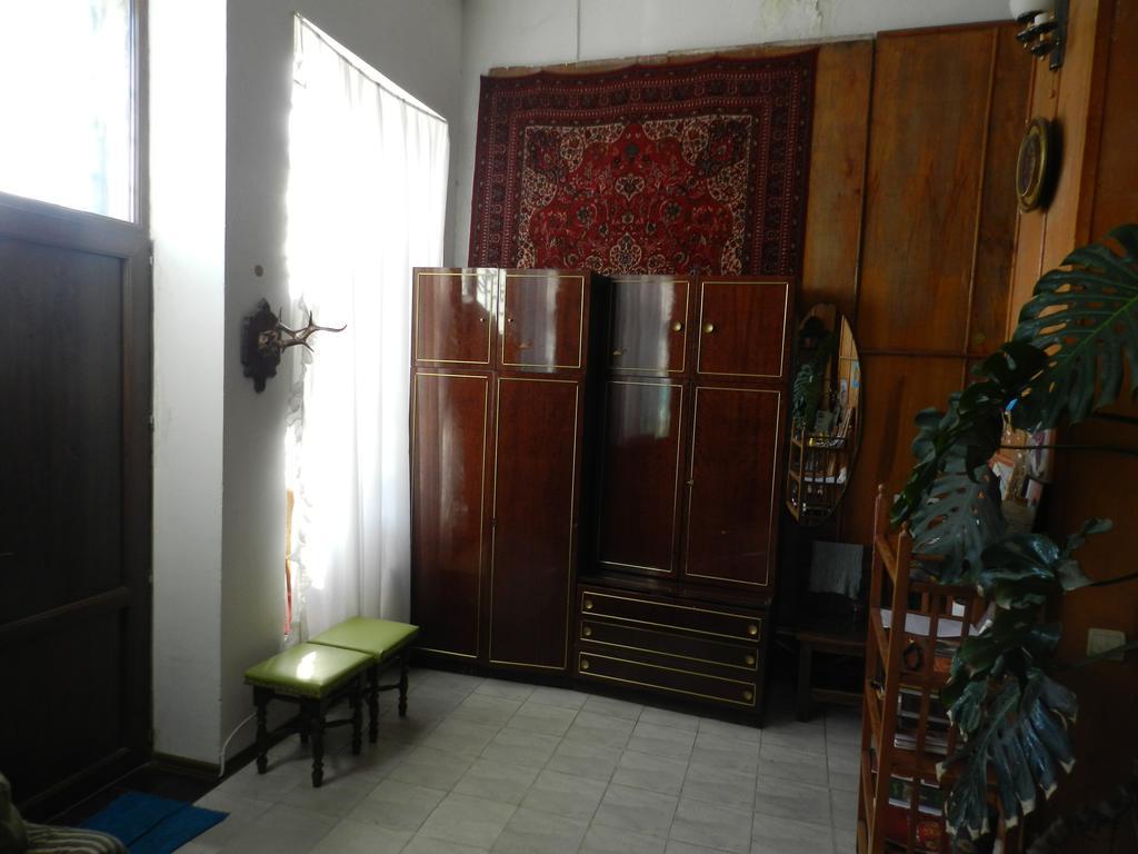 Apartment Retro Tbilisi Exteriör bild